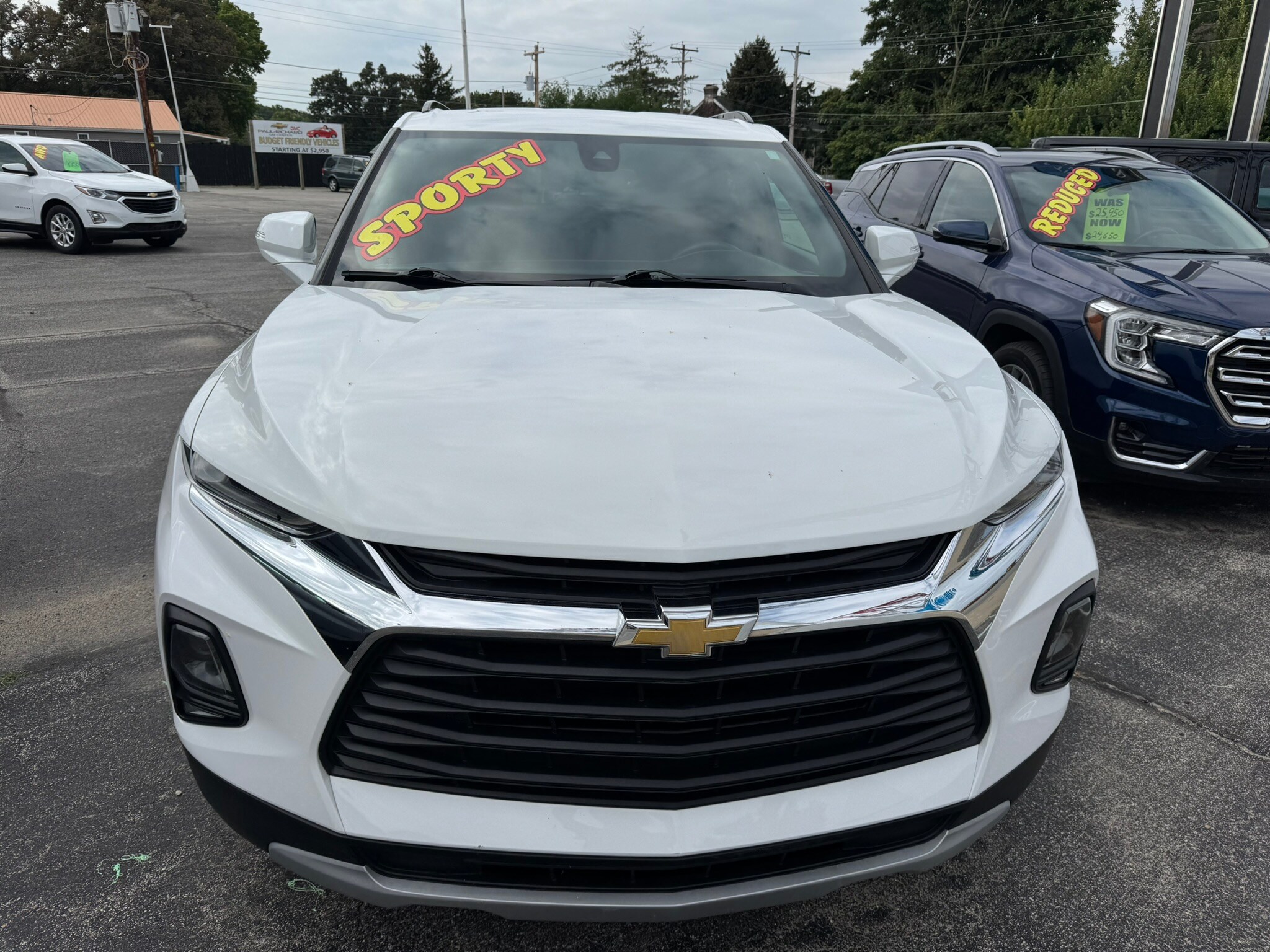 2022 Chevrolet Blazer 2LT photo 2