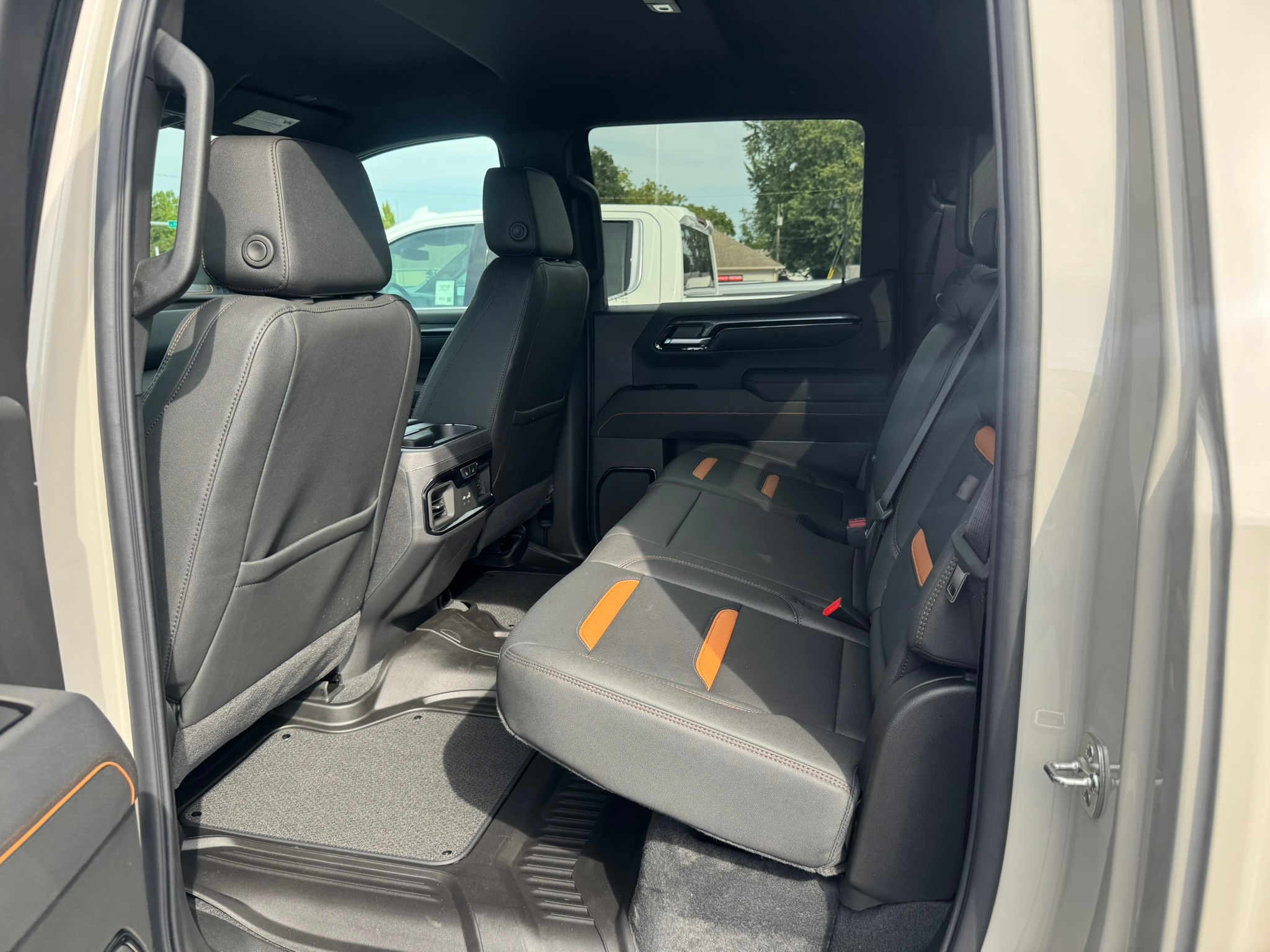 2026 GMC Sierra 1500 AT4 - Photo 21