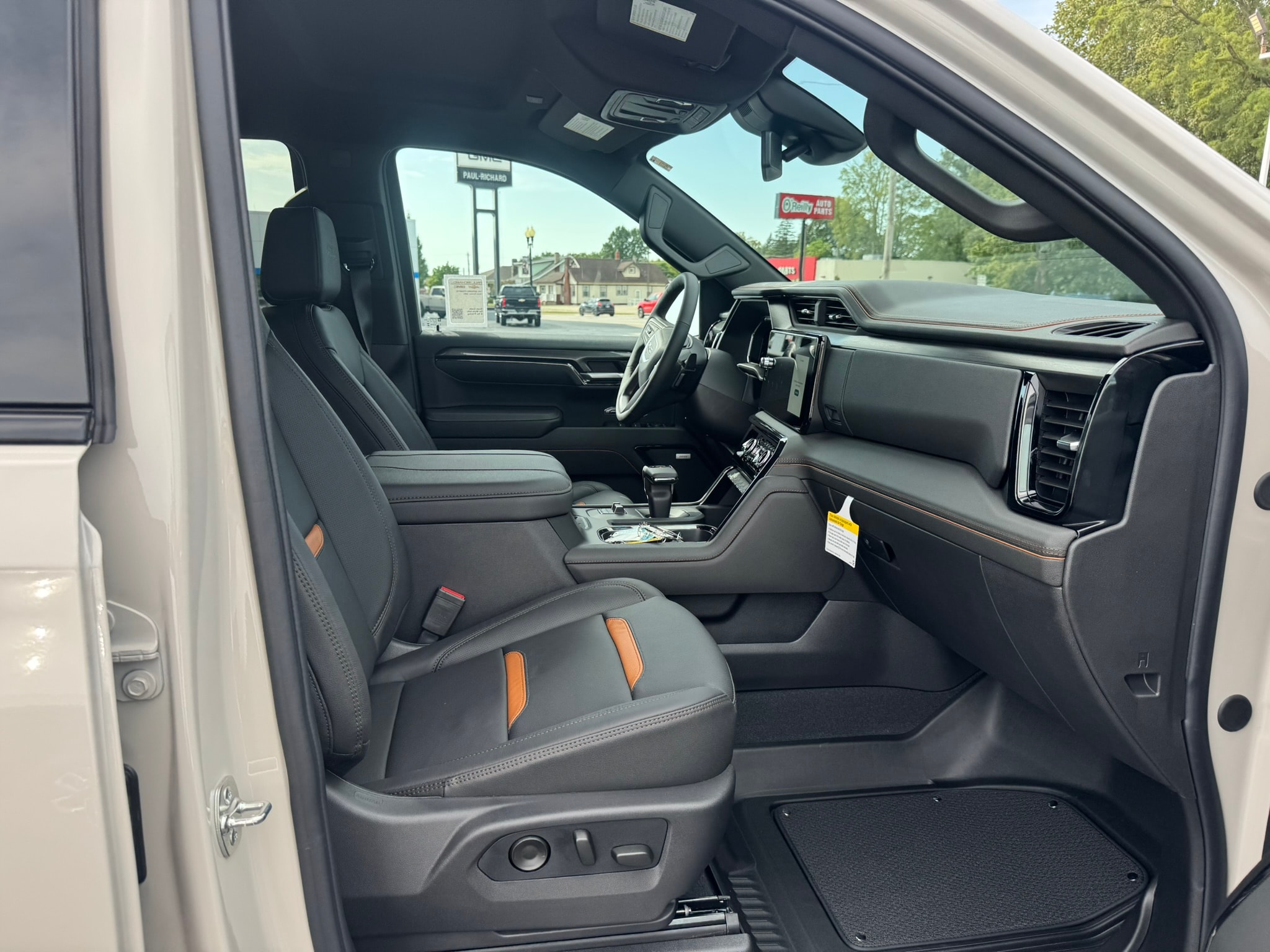 2026 GMC Sierra 1500 AT4 - Photo 19