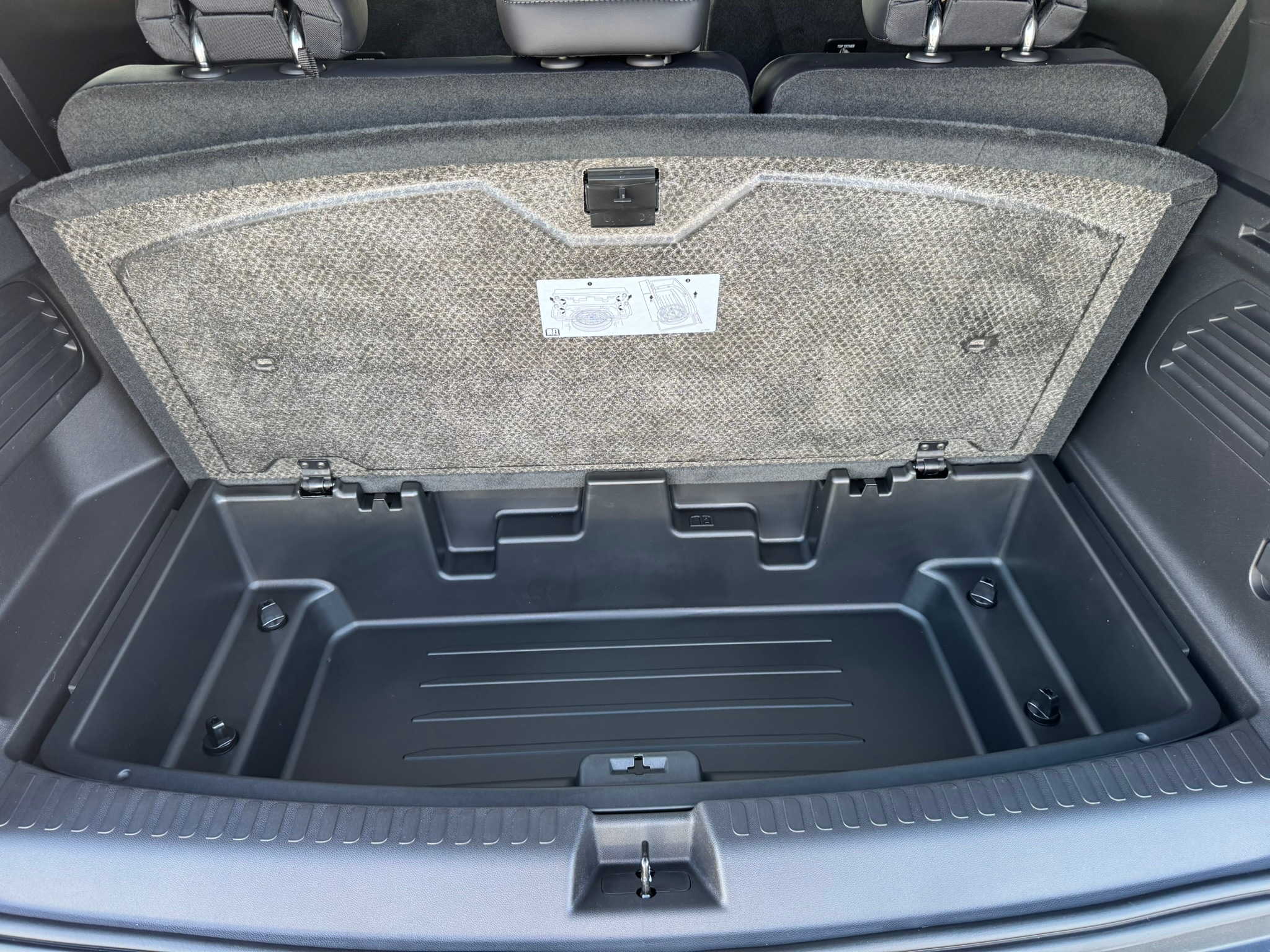 2026 GMC Acadia Elevation - Photo 30