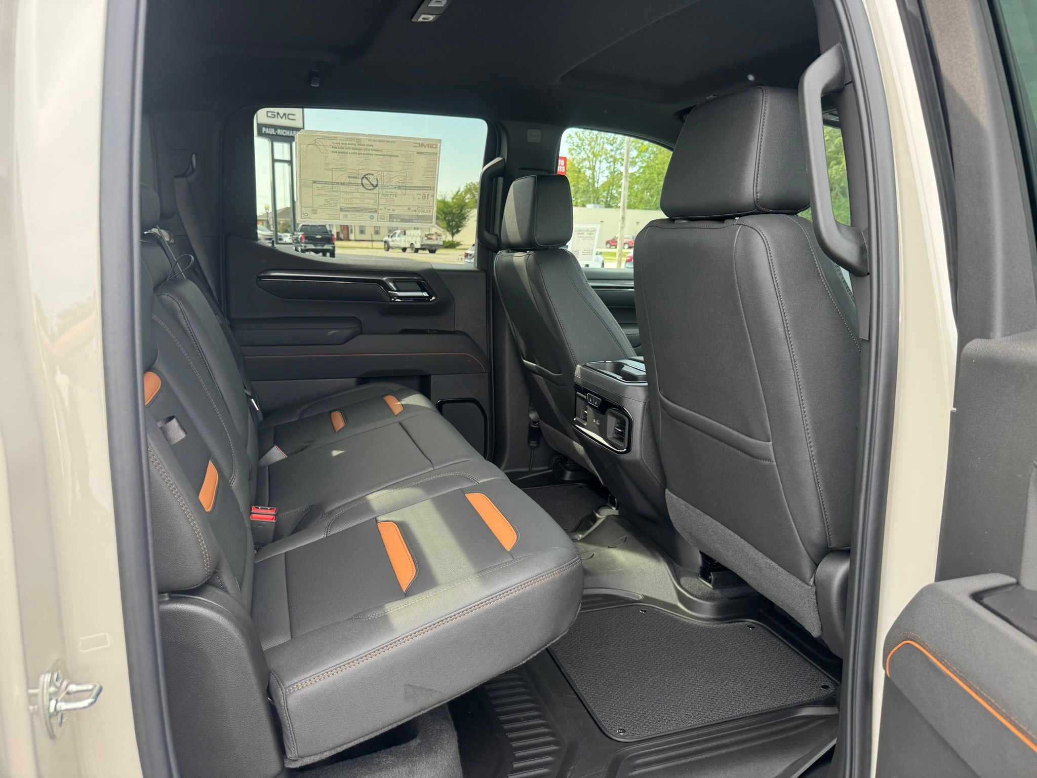 2026 GMC Sierra 1500 AT4 - Photo 24