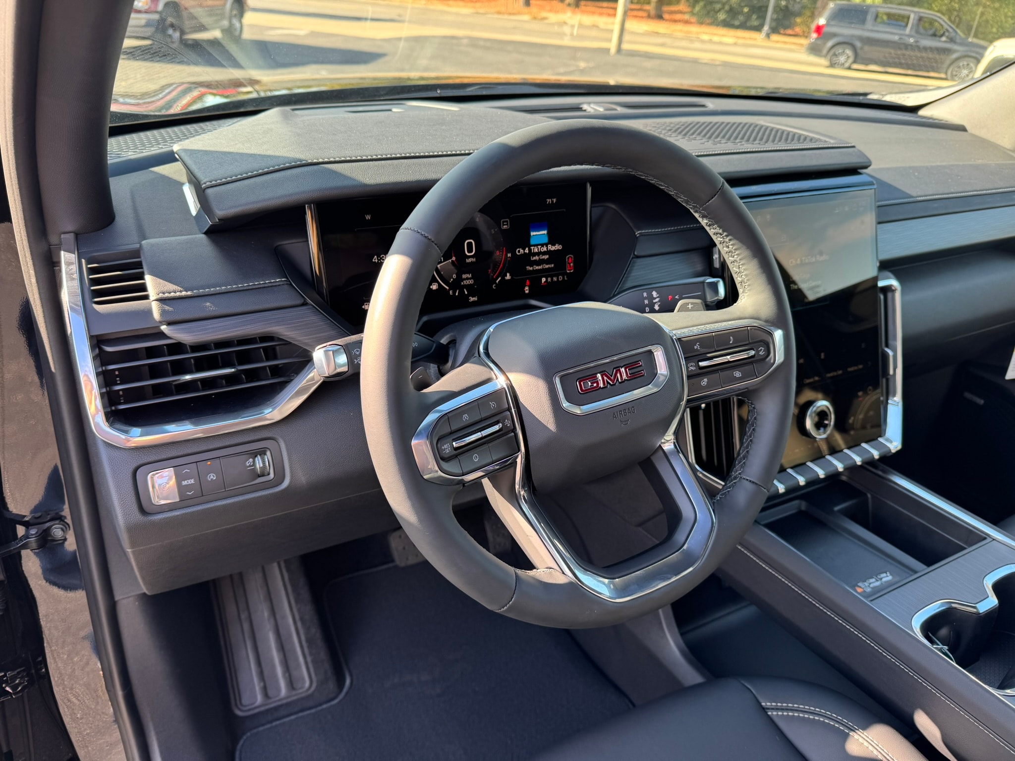 2026 GMC Acadia Elevation - Photo 14