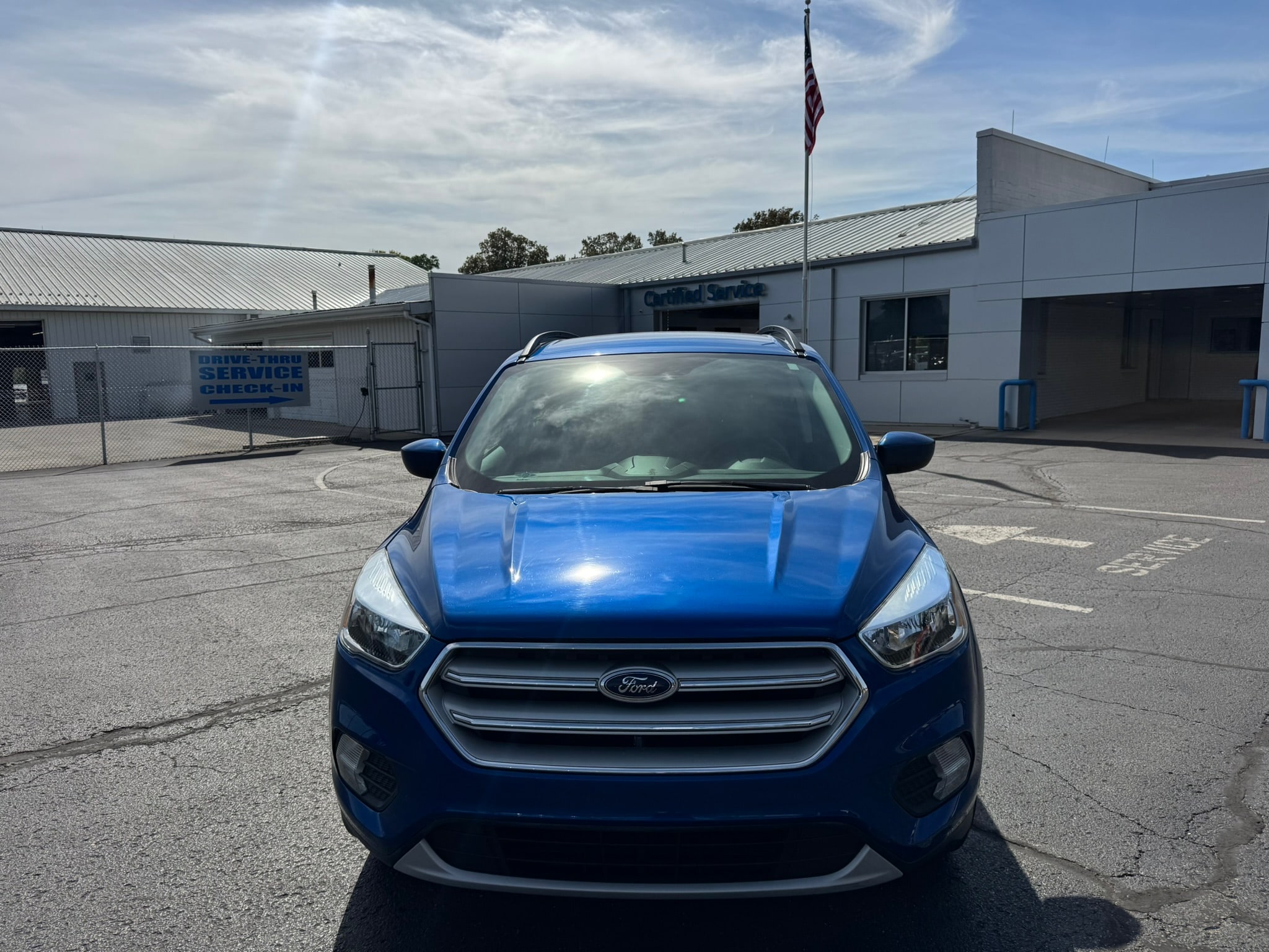 Used 2018 Ford Escape SE with VIN 1FMCU0GD1JUC69852 for sale in Peru, IN