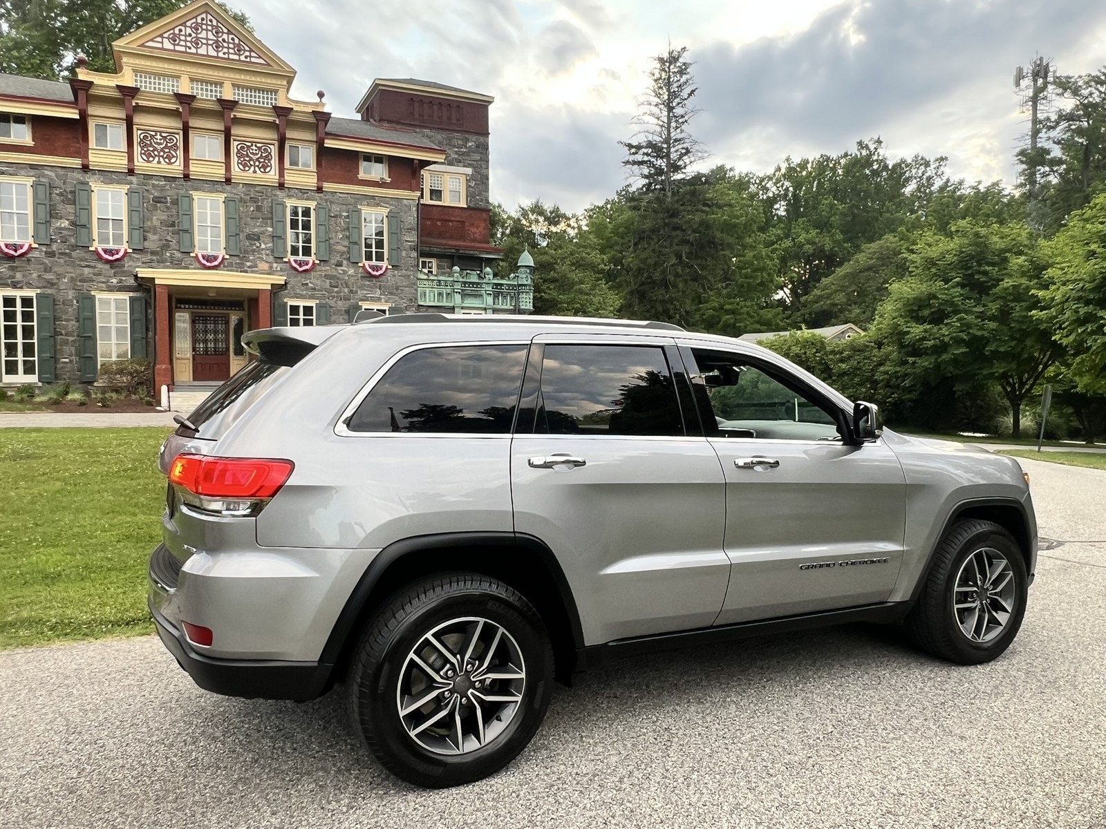2019 Jeep Grand Cherokee Limited - Photo 11