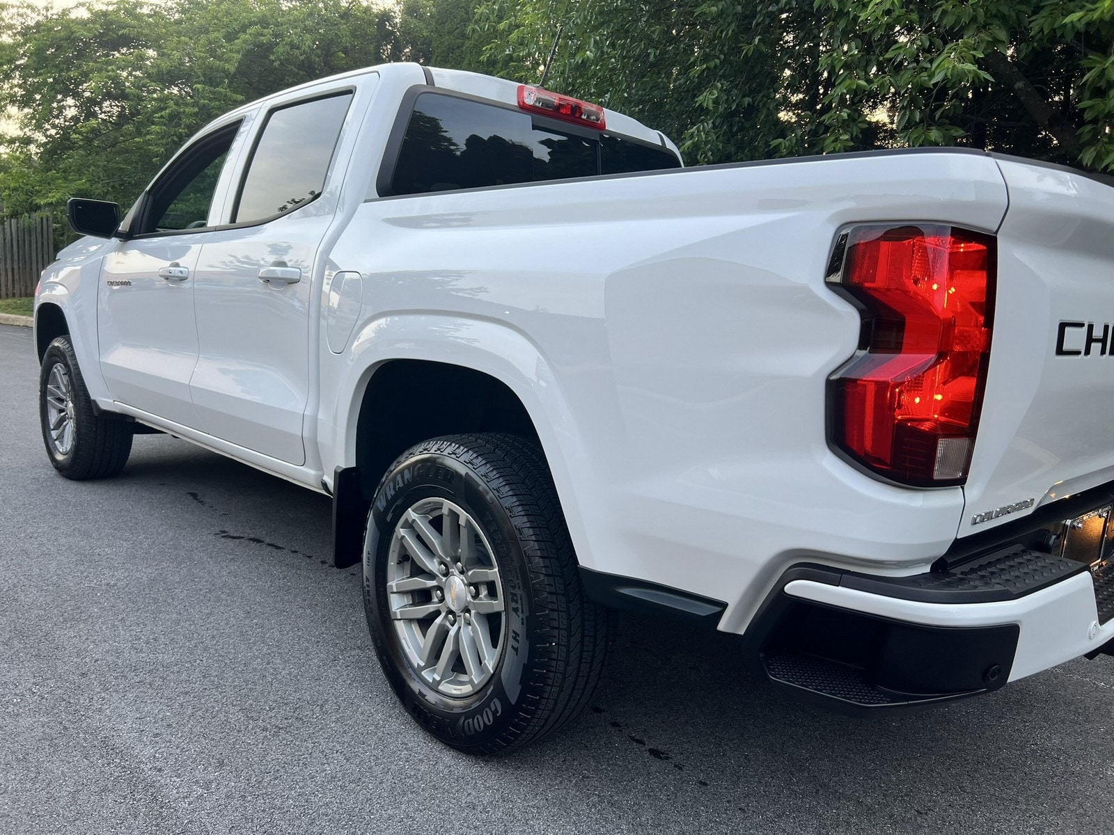 2025 Chevrolet Colorado LT - Photo 98