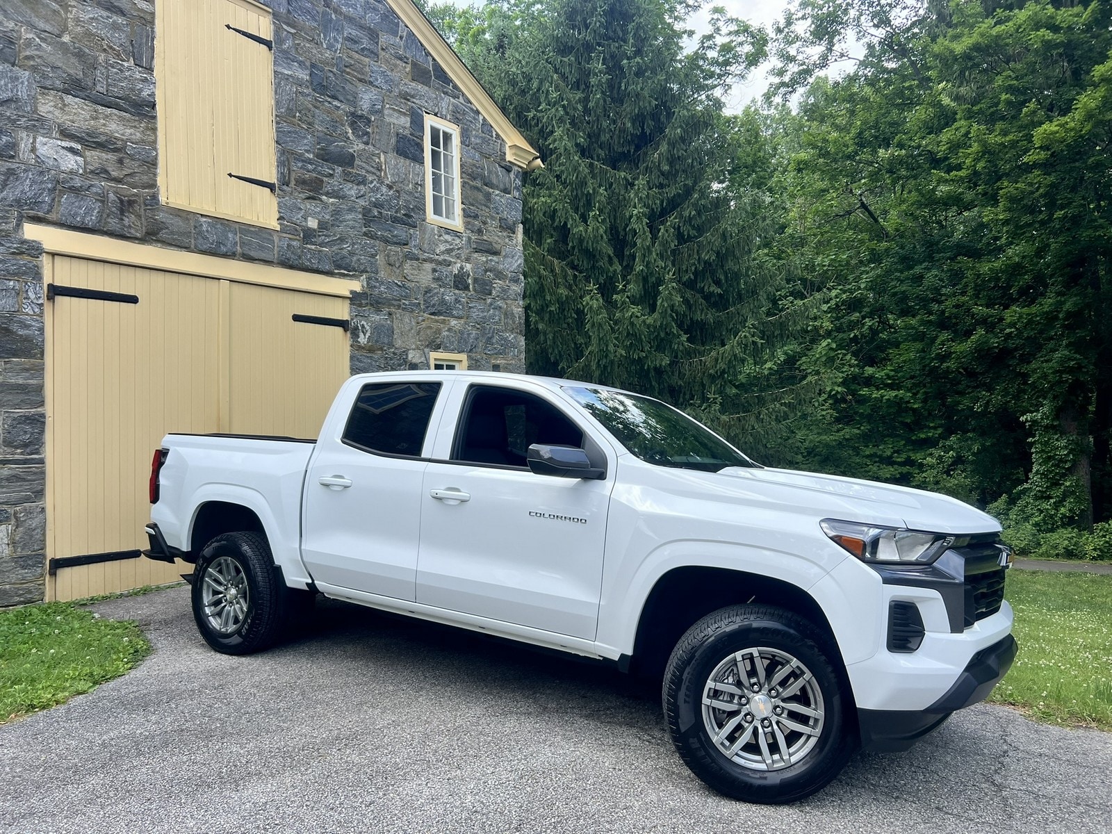 2025 Chevrolet Colorado LT - Photo 42