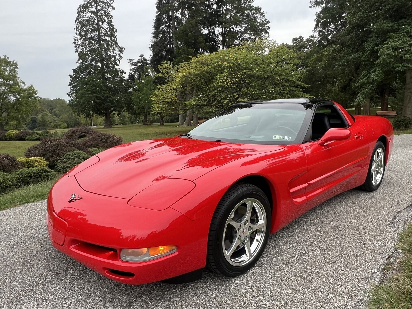 2002 Chevrolet Corvette Coupe photo 4