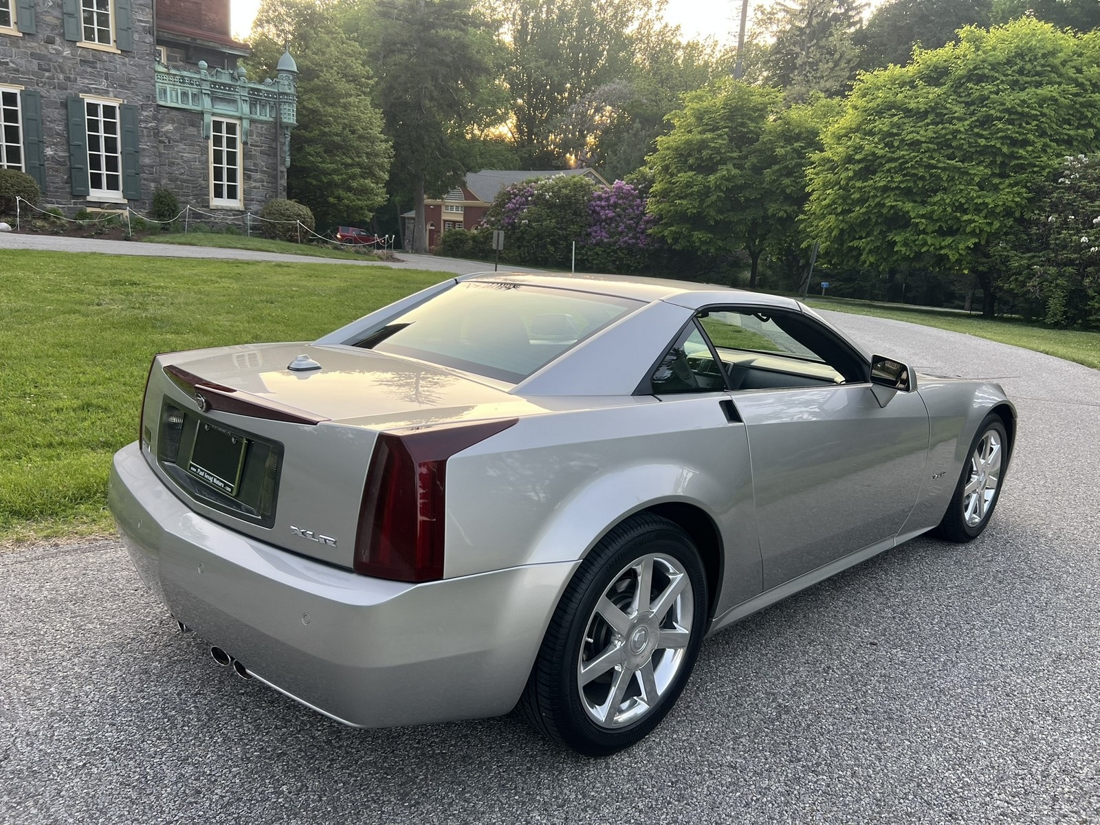 2004 Cadillac XLR Base - Photo 36