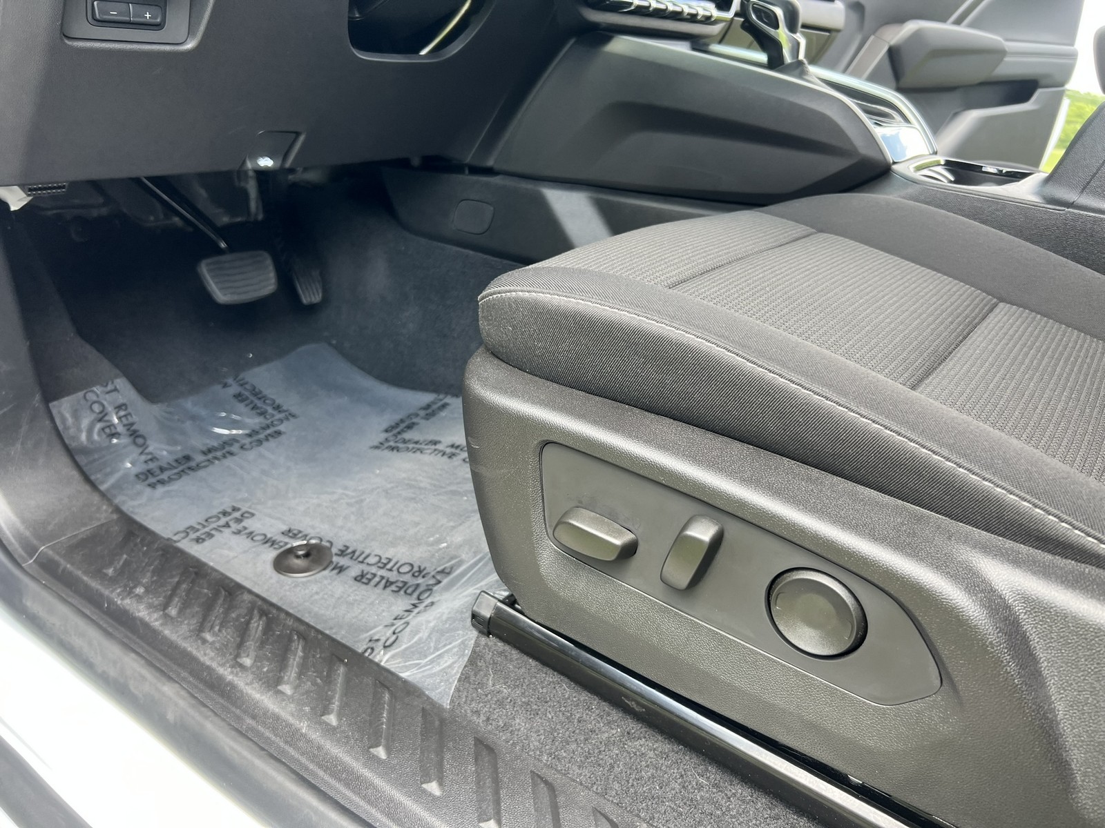 2025 Chevrolet Colorado LT - Photo 232