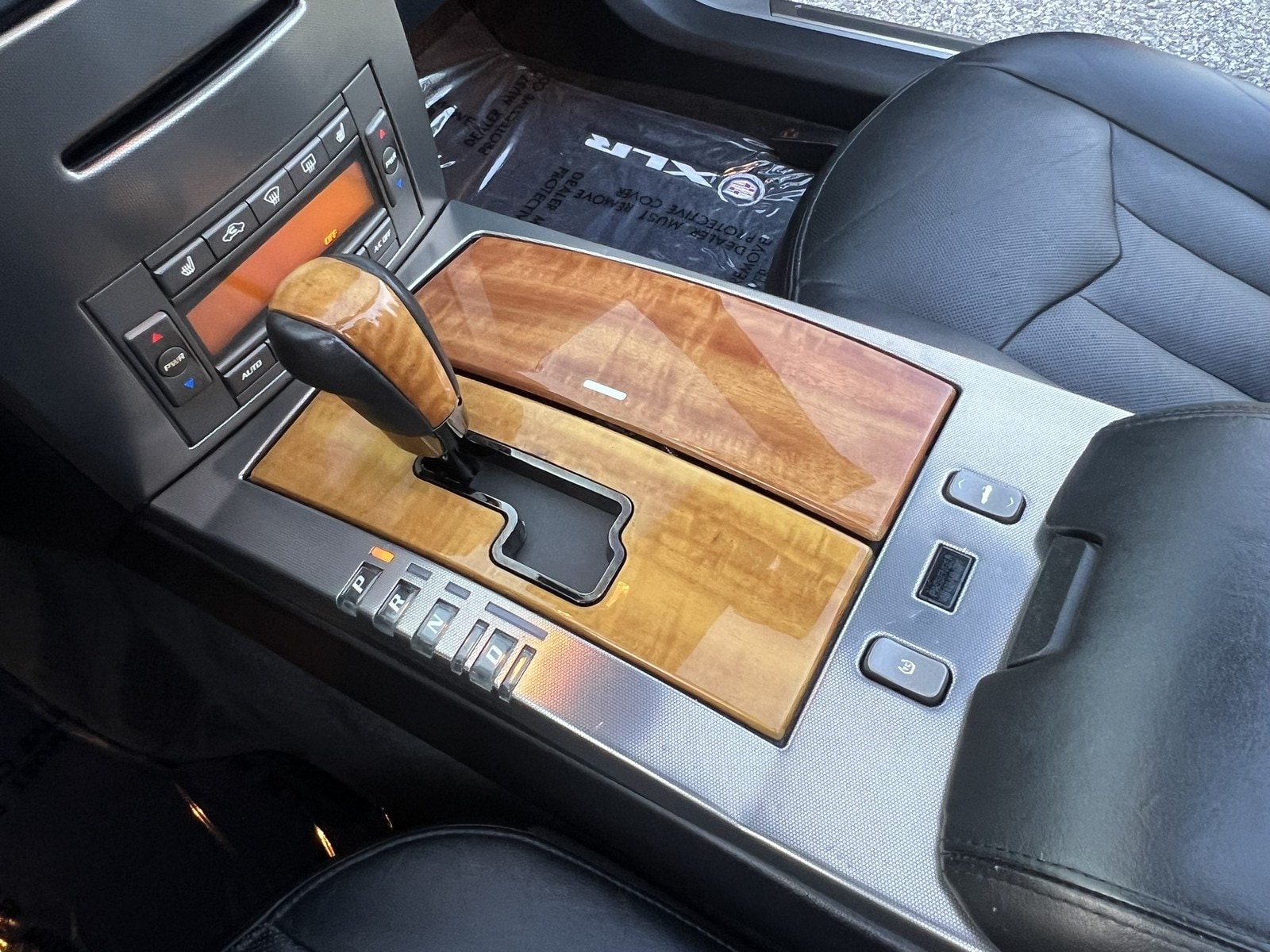 2004 Cadillac XLR Base - Photo 298