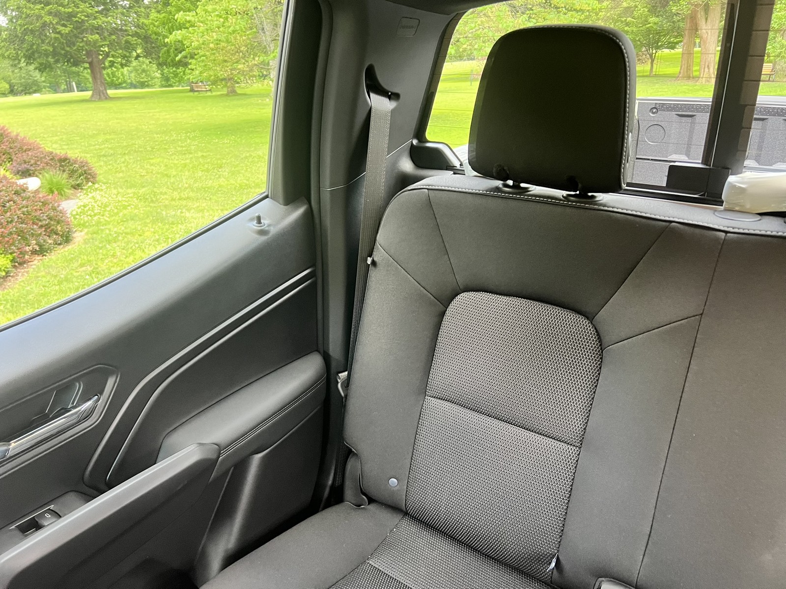 2025 Chevrolet Colorado LT - Photo 17