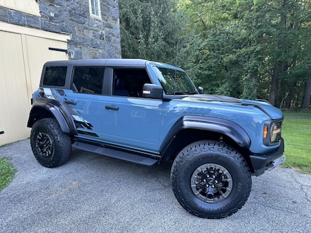 2023 Ford Bronco Raptor Advanced w/Lux Pkg Area 51 w/Blue Leather & Code Orange Seat Belts
