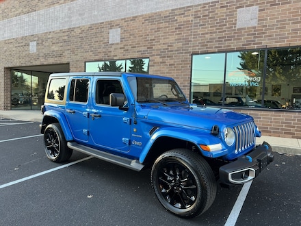 2022 Jeep Wrangler Unlimited 4xe Sahara Hardtop Headliner/Cold Weather/Trailer Tow