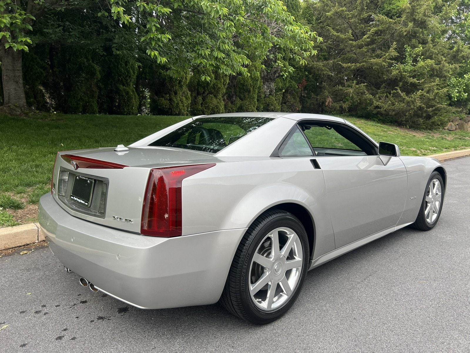 2004 Cadillac XLR Base - Photo 65