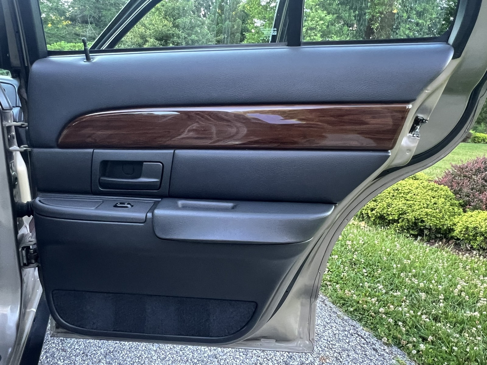 2003 Mercury Grand Marquis LS - Photo 223