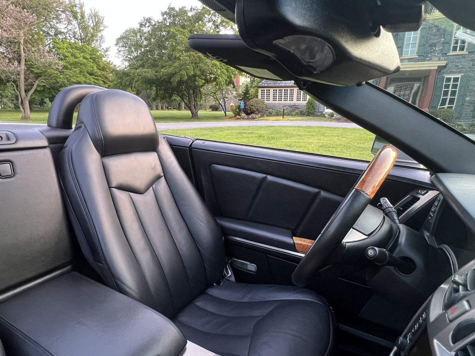 2004 Cadillac XLR Base - Photo 19