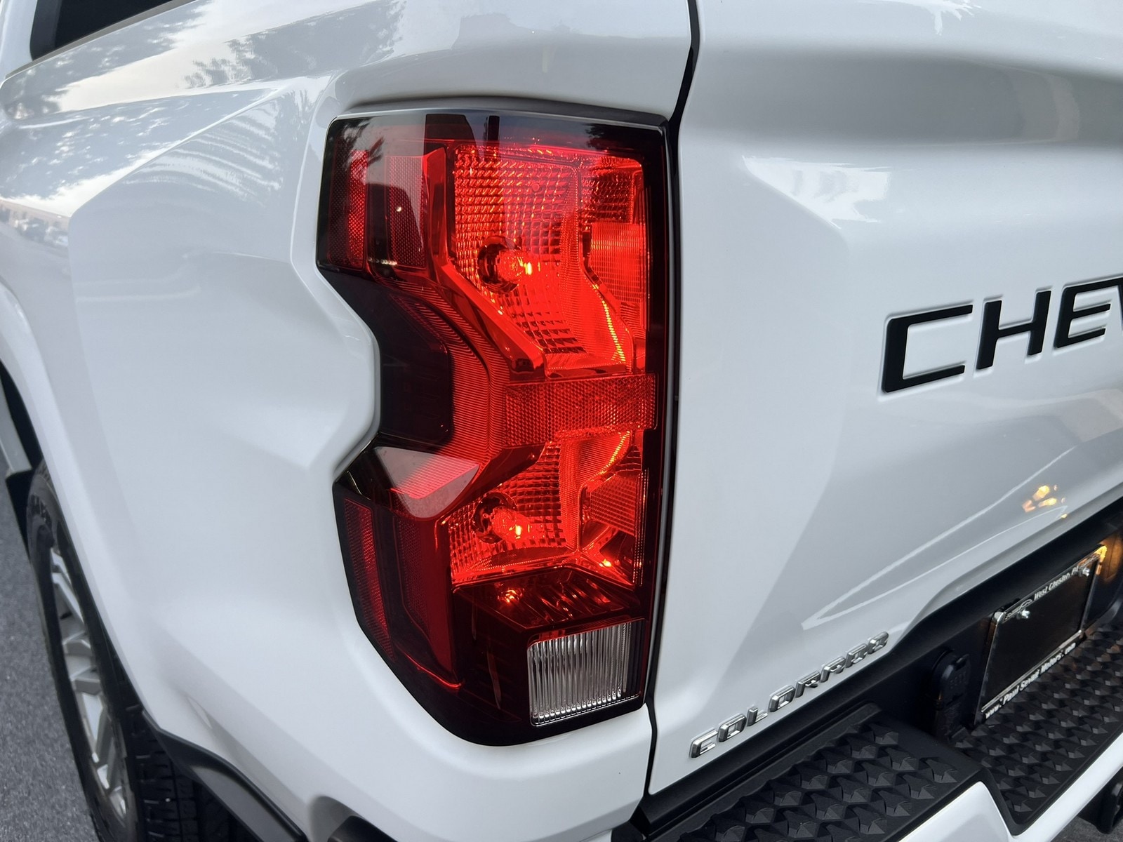 2025 Chevrolet Colorado LT - Photo 94
