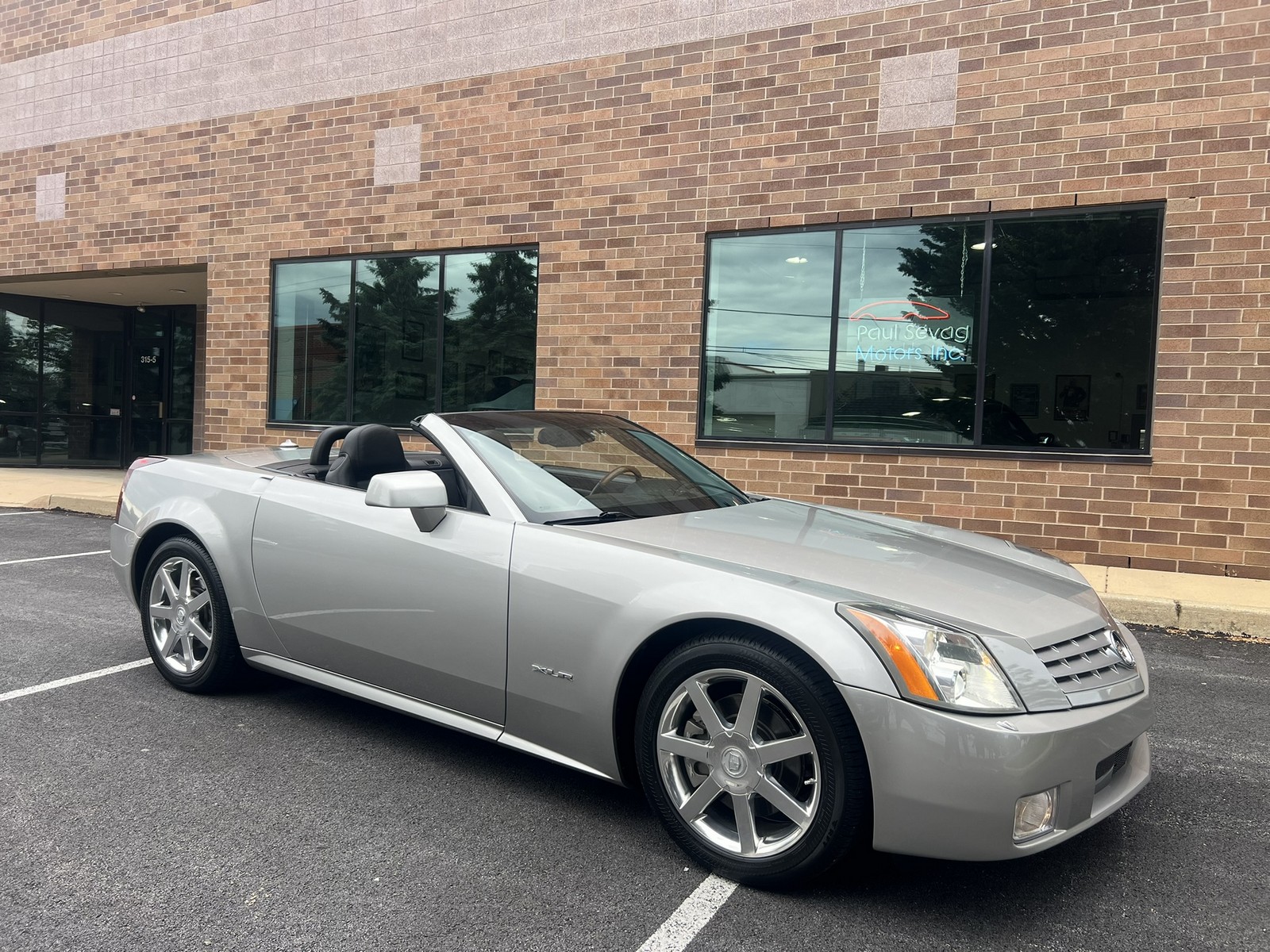 2004 Cadillac XLR Base - Photo 49