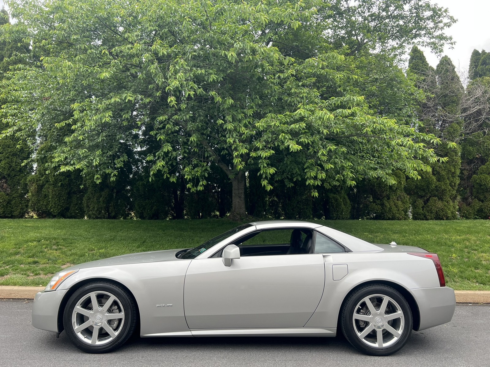 2004 Cadillac XLR Base - Photo 58