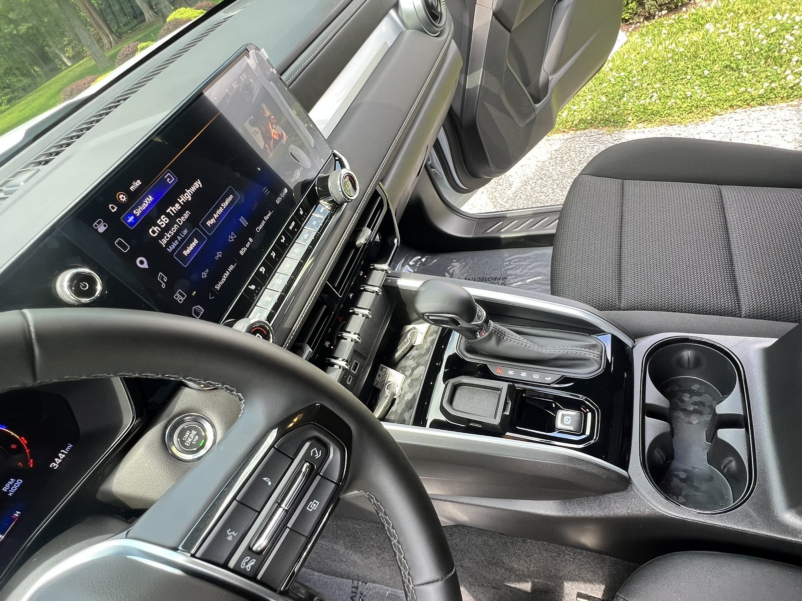 2025 Chevrolet Colorado LT - Photo 254