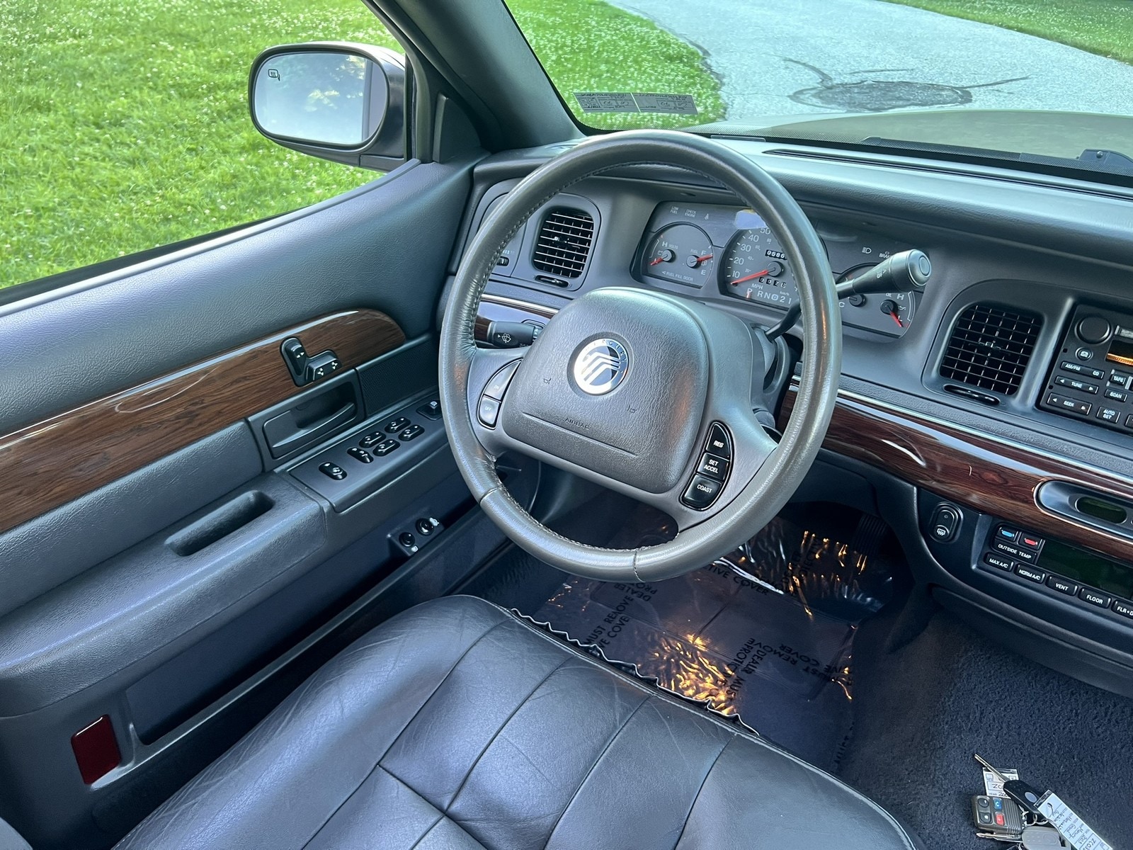 2003 Mercury Grand Marquis LS - Photo 13