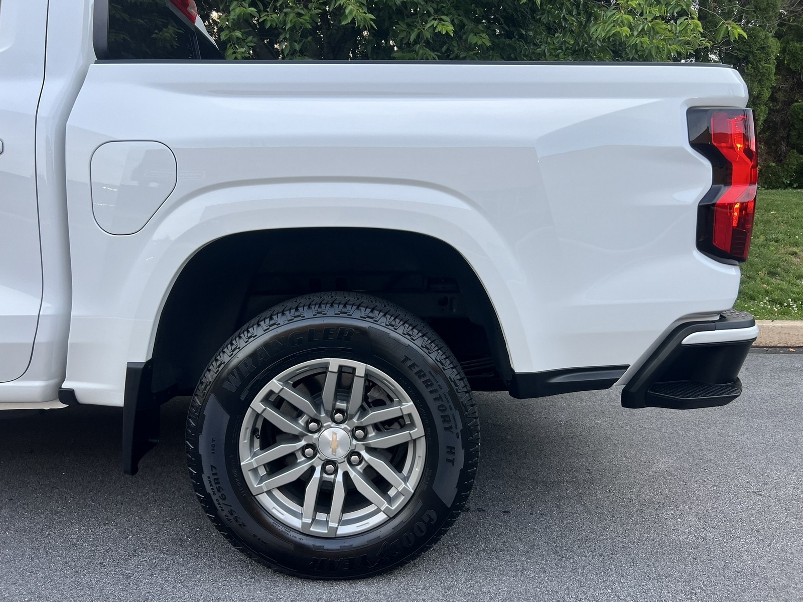 2025 Chevrolet Colorado LT - Photo 100