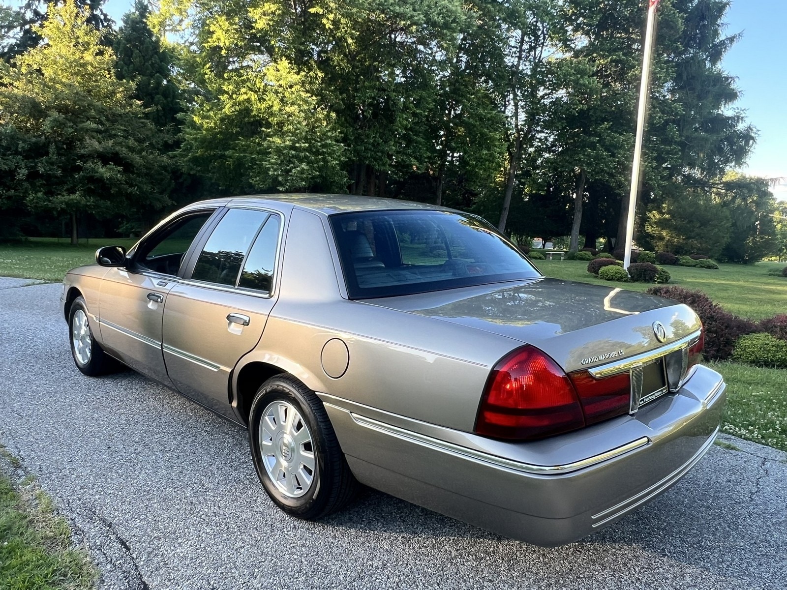 2003 Mercury Grand Marquis LS - Photo 8