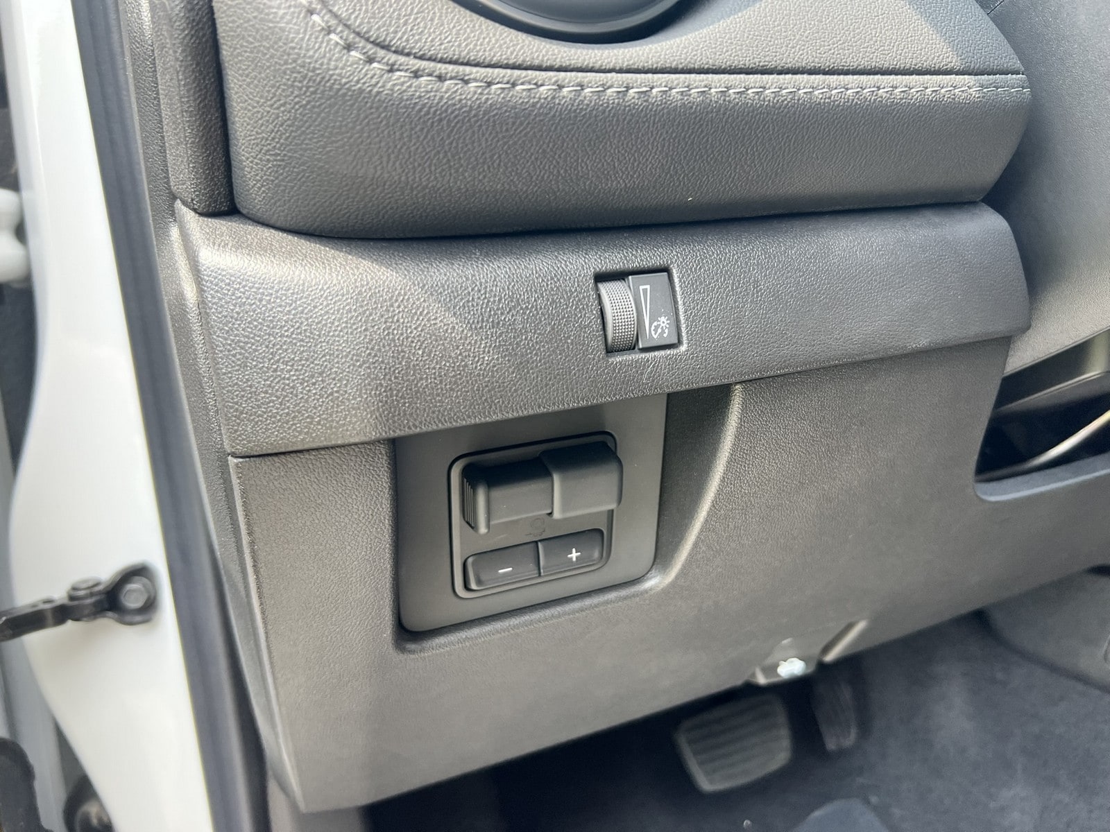 2025 Chevrolet Colorado LT - Photo 236