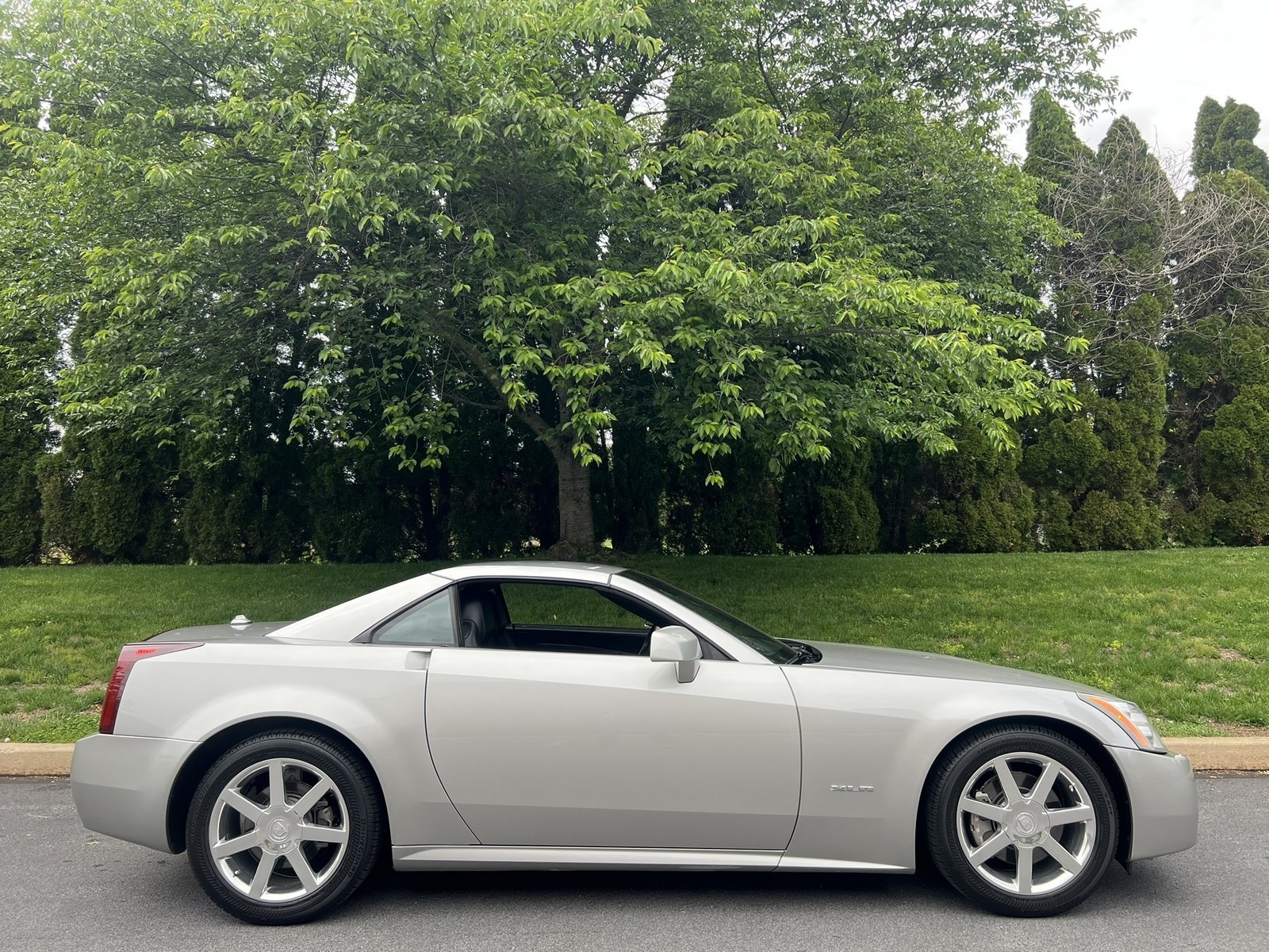 2004 Cadillac XLR Base - Photo 64