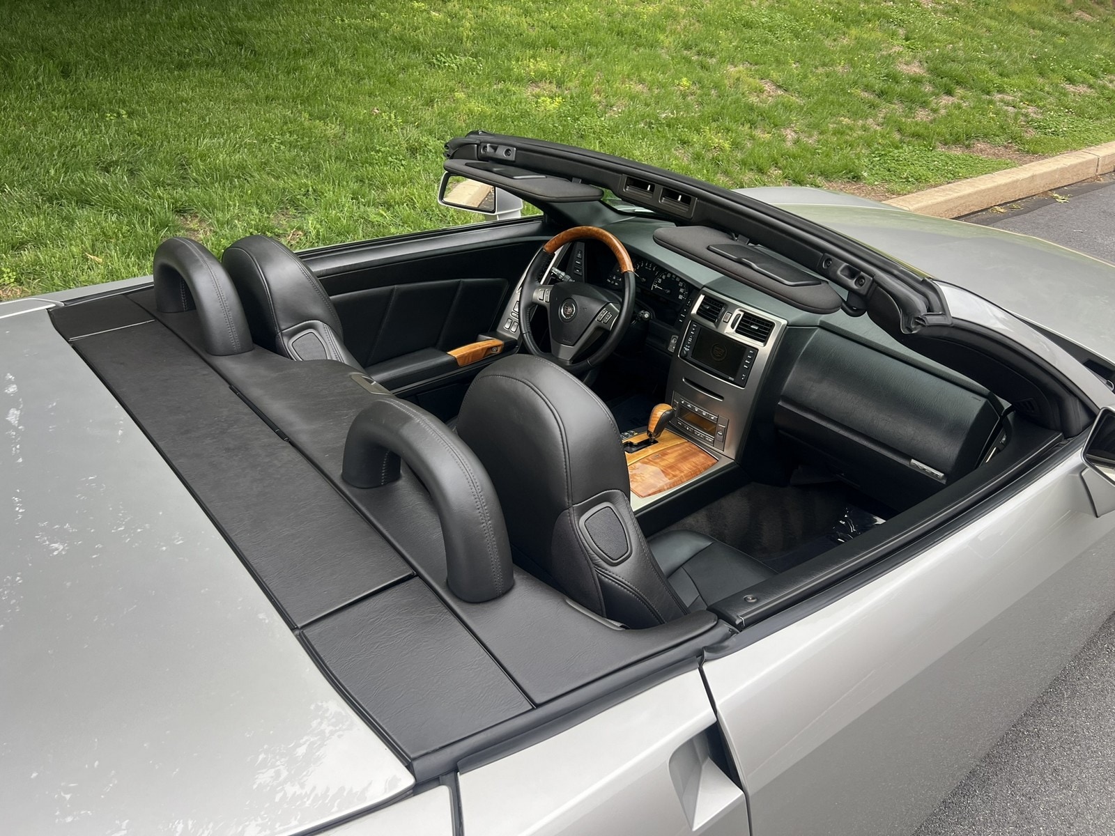 2004 Cadillac XLR Base - Photo 77