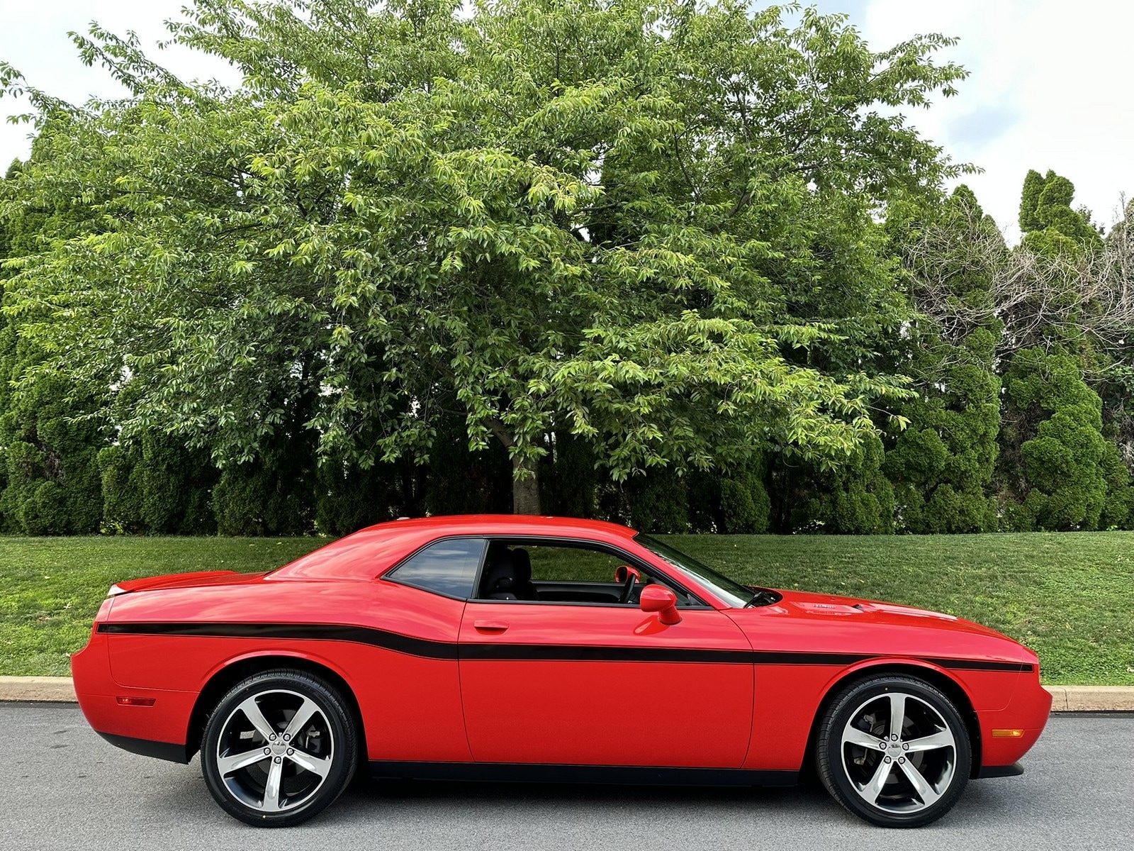 2014 Dodge Challenger R/T - Photo 35
