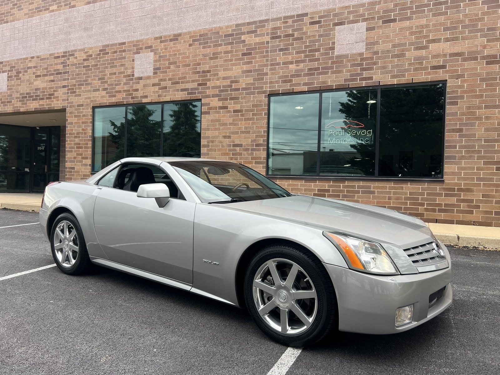 2004 Cadillac XLR Base - Photo 47