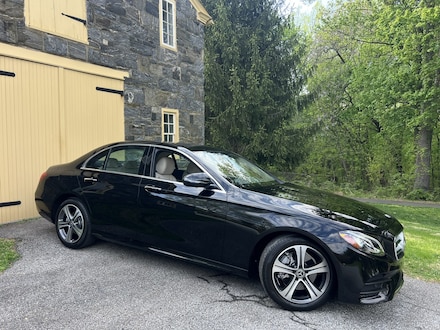 2019 Mercedes-Benz E300 4MATIC Sport Sedan Premium & Parking Assistance Pkgs - Only 30,000 Miles