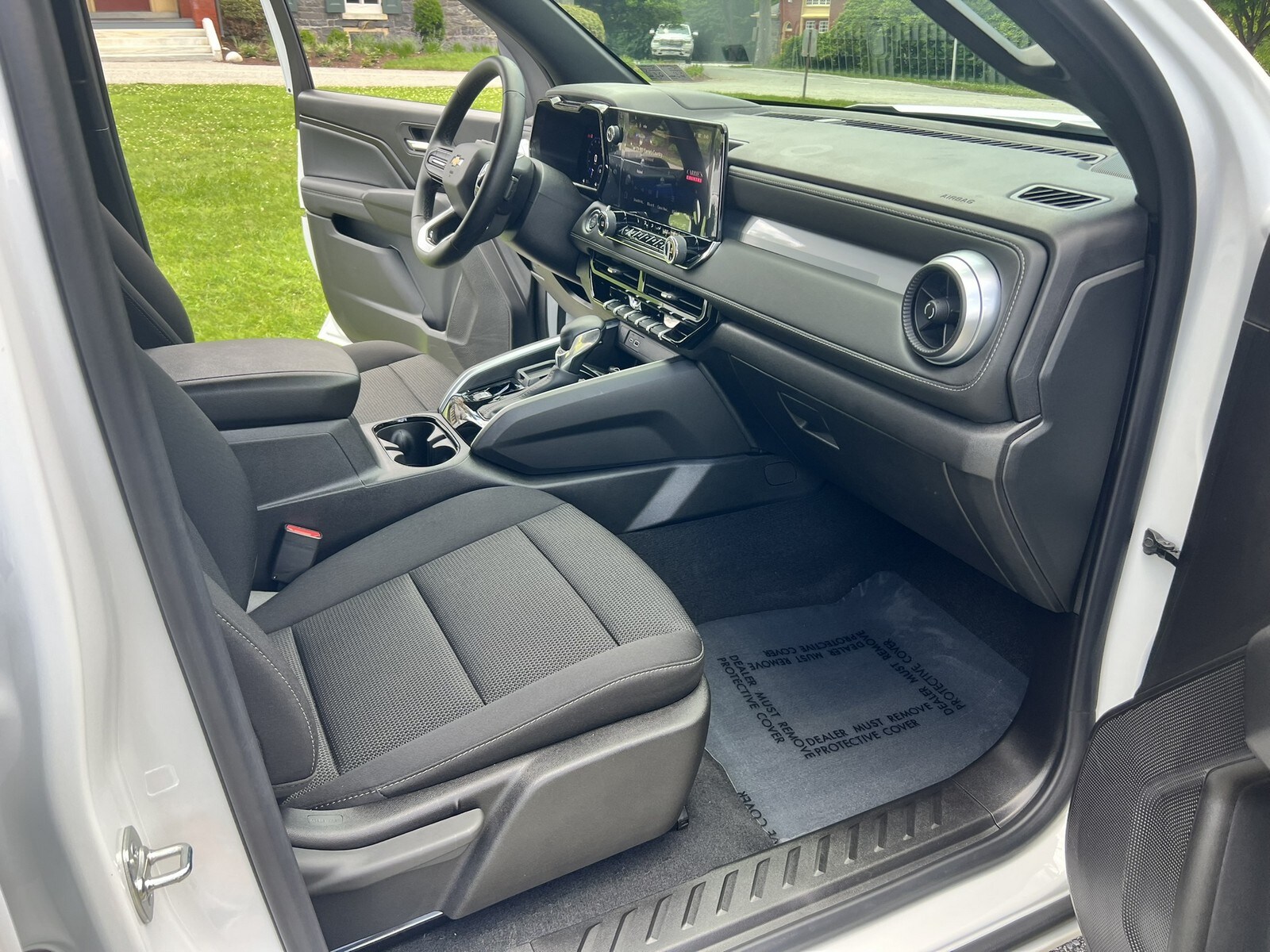 2025 Chevrolet Colorado LT - Photo 191