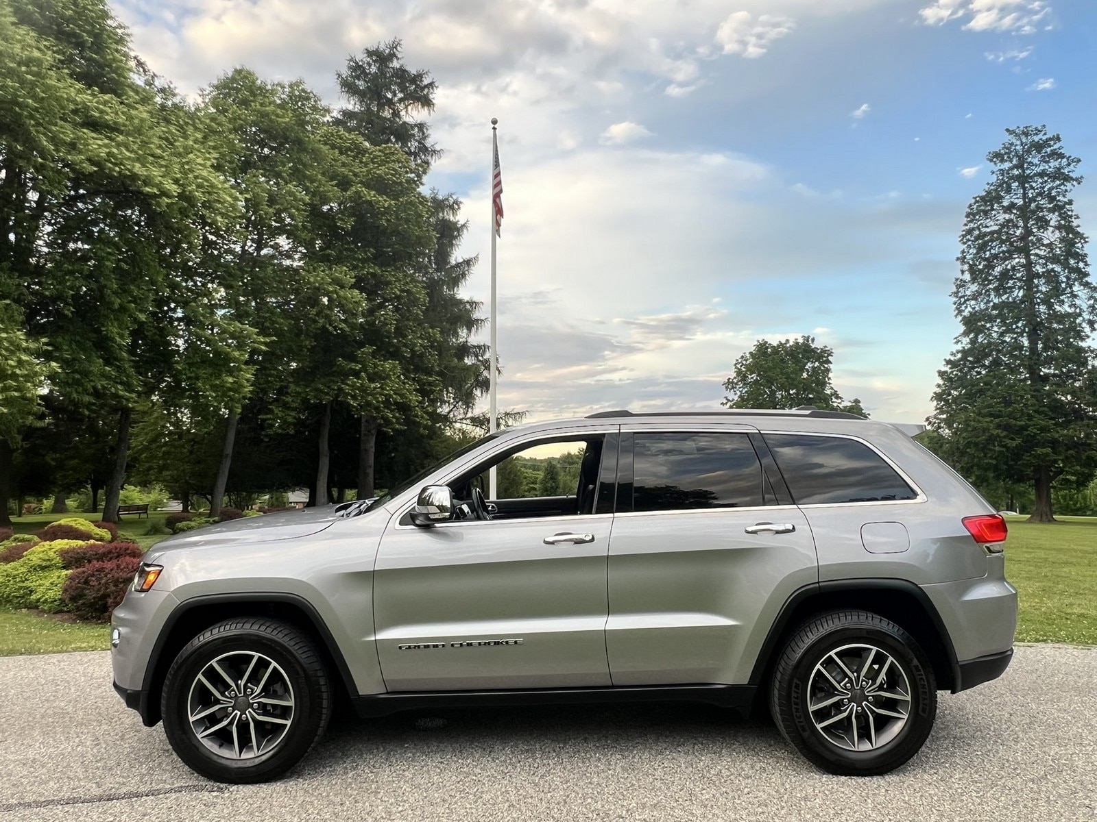 2019 Jeep Grand Cherokee Limited - Photo 6