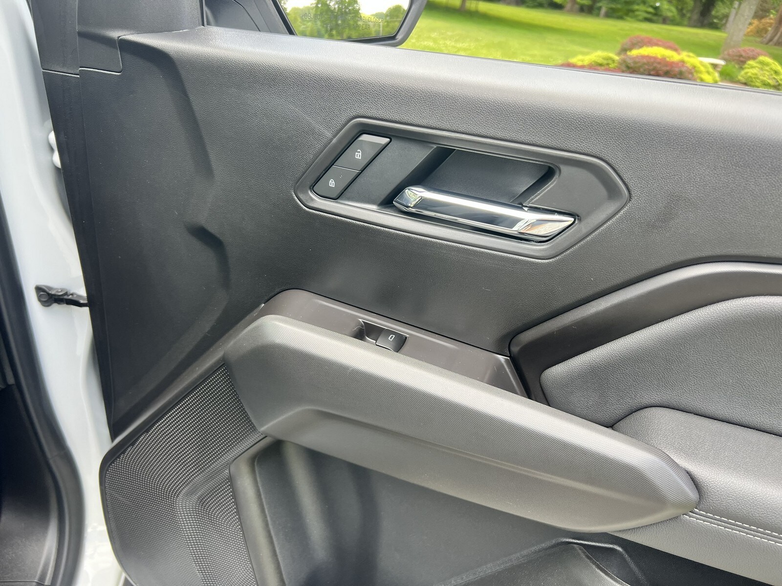 2025 Chevrolet Colorado LT - Photo 188