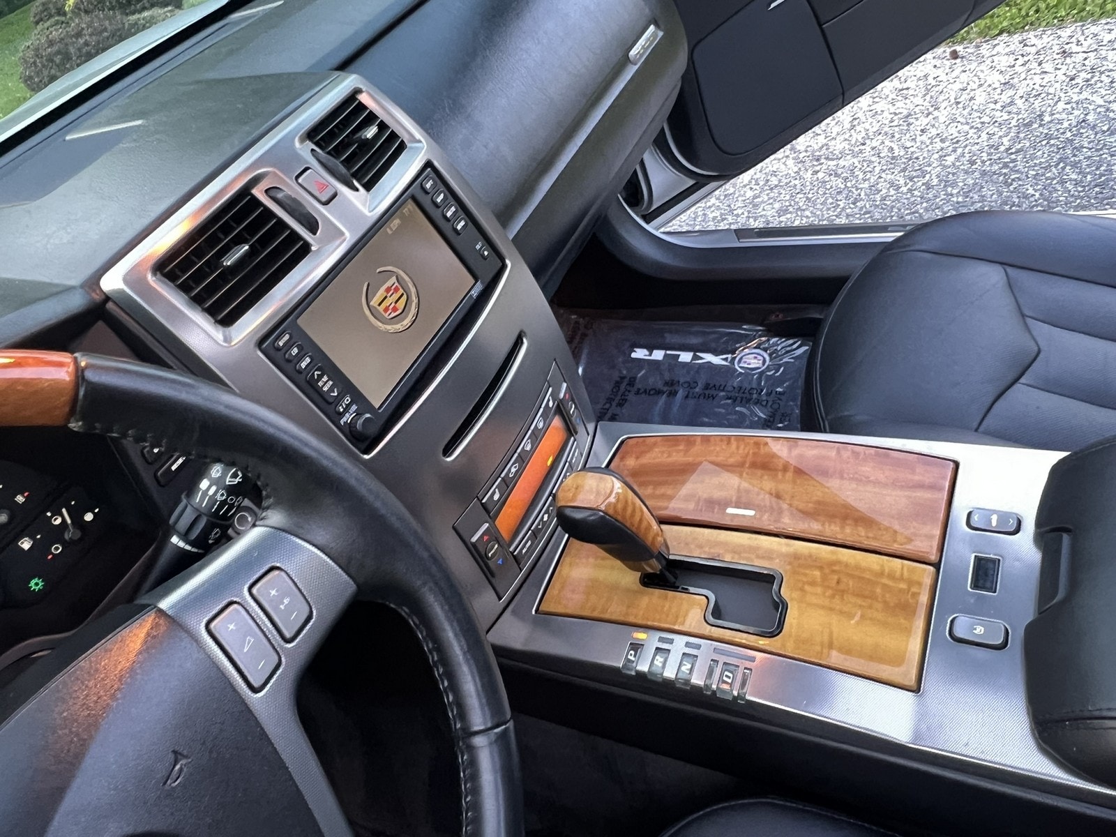2004 Cadillac XLR Base - Photo 296