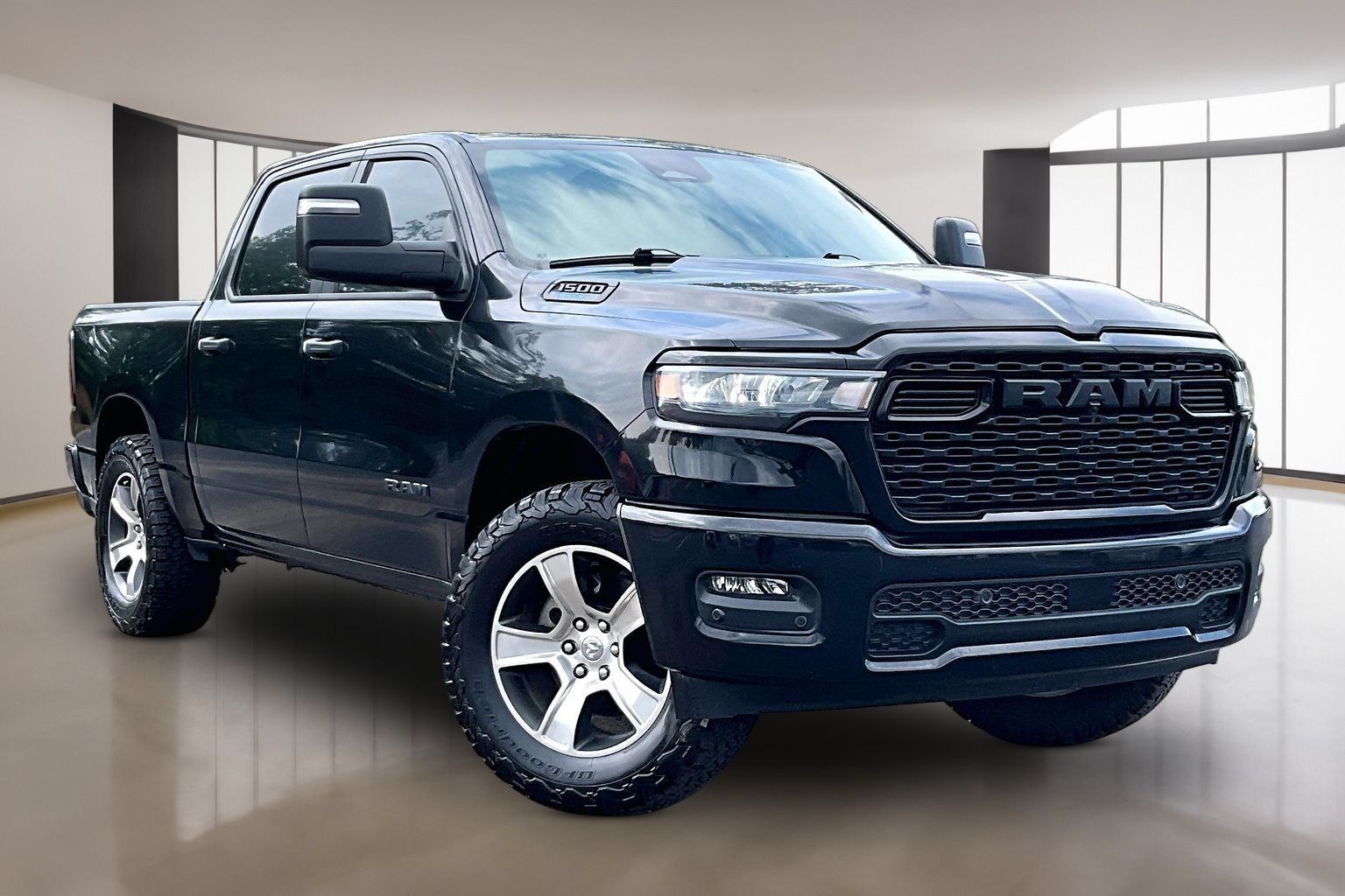 2025 RAM 1500 Tradesman 4x4 Crew Cab 5'7's photo