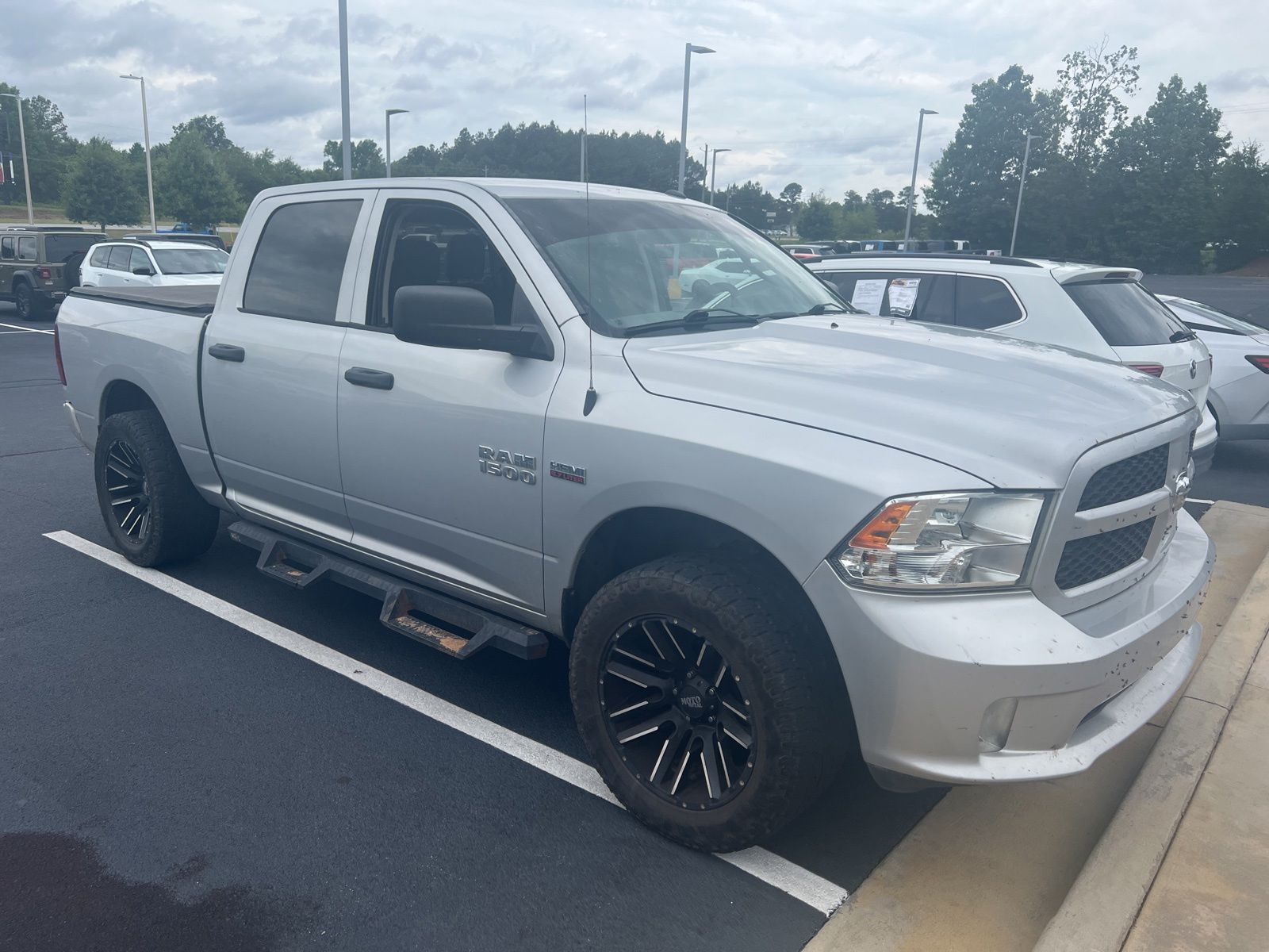 2018 RAM 1500 Express Crew Cab 5'7's photo