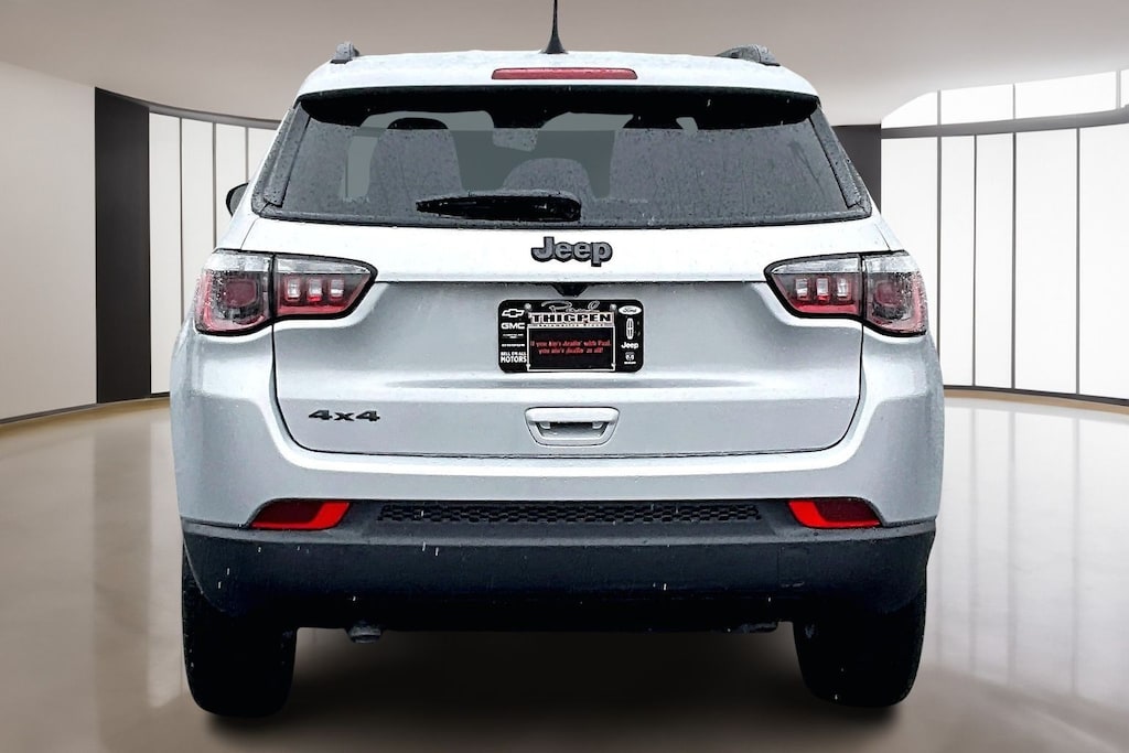 New 2026 Jeep Compass Latitude Sport Utility