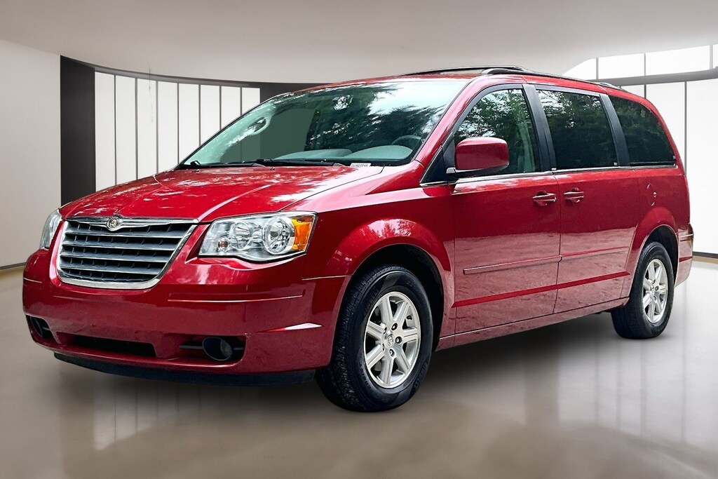 Used 2008 Chrysler Town & Country Touring Minivan/Van