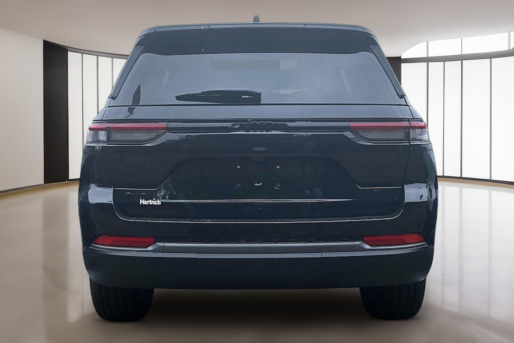 New 2026 Jeep Grand Cherokee Limited Sport Utility