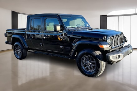 2025 Jeep Gladiator Sport Pickup