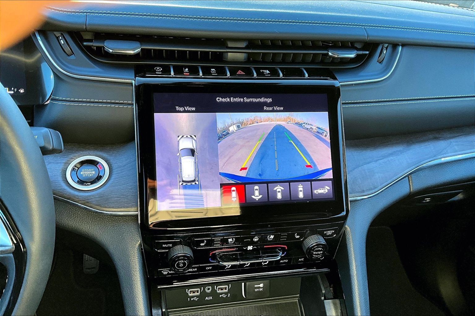2025 Jeep Grand Cherokee Overland - Photo 21