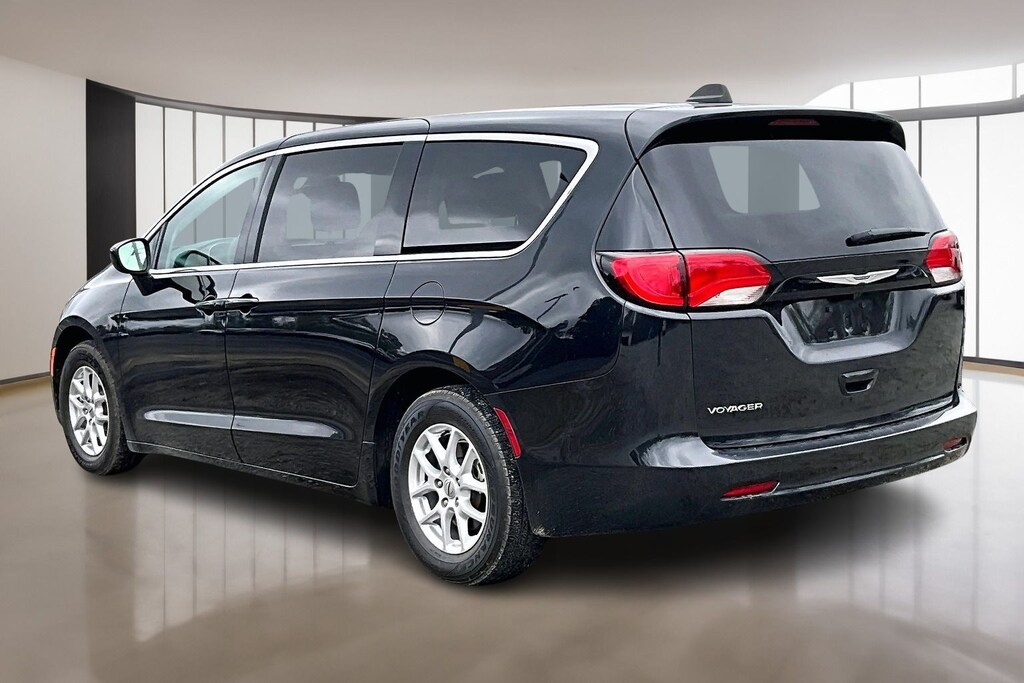 Used 2023 Chrysler Voyager LX Minivan/Van