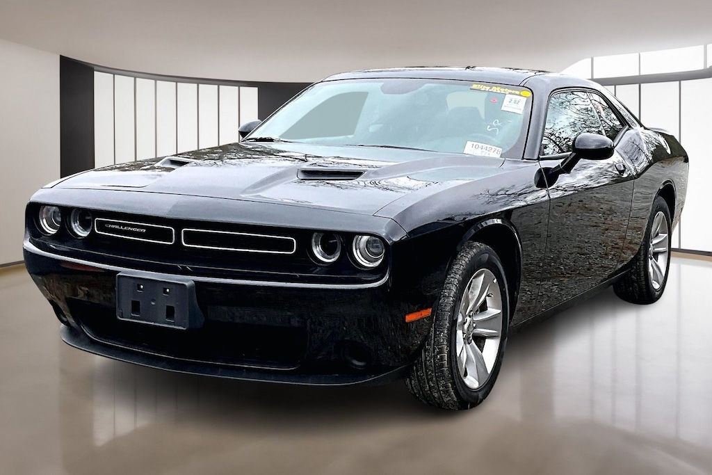 Used 2023 Dodge Challenger SXT Coupe