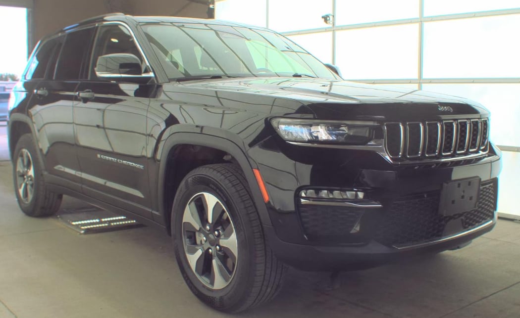 2022 Jeep Grand Cherokee 4xe 4x4's photo