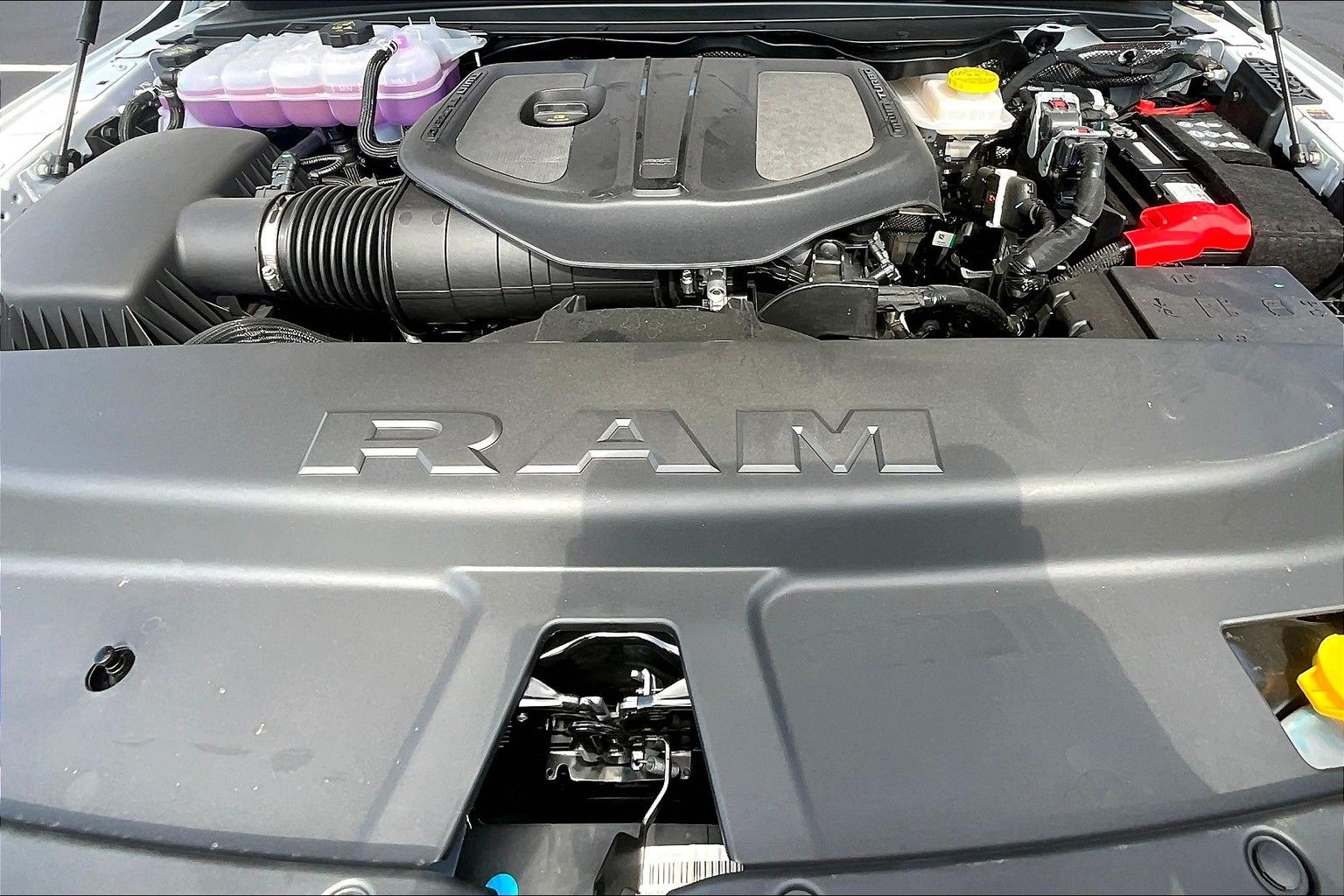 2025 RAM 1500 Laramie - Photo 12