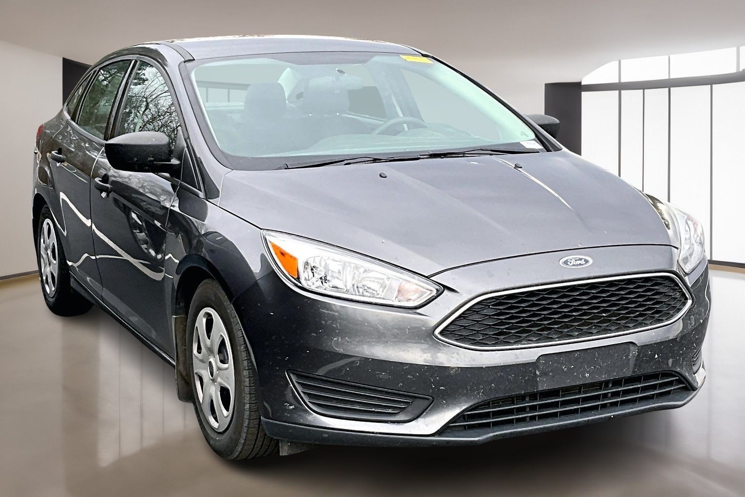 2016 Ford Focus S's photo