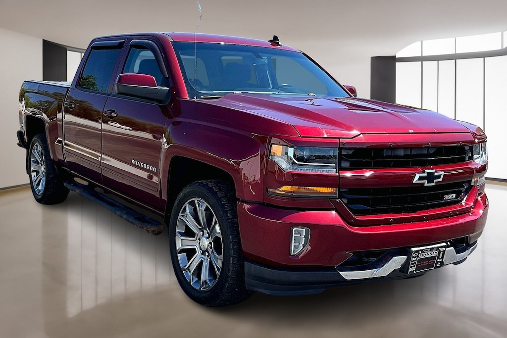 Used 2017 Chevrolet Silverado 1500 LT Truck